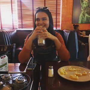 Meet your Posher, Denisse alaina